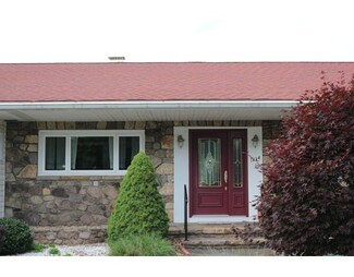 1434 Page Blvd, Springfield, MA 01104
