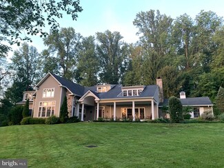 1102 Signal Hill Ln, Berwyn, PA 19312