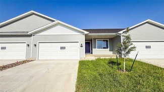738 Caliburn St, Pleasant Hill, IA 50327
