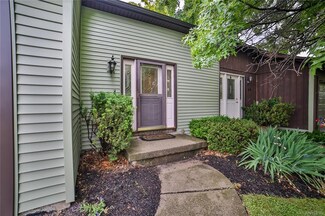 766 Robin Rd, Buffalo, NY 14228