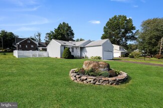 1704 Desire Ave, Feasterville Trevose, PA 19053
