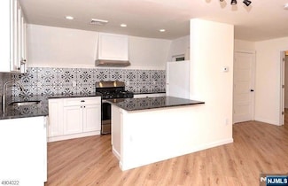 204 Hillside Ave, Glen Ridge, NJ 07028