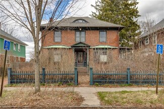 165 Congress Ave, Providence, RI 02907