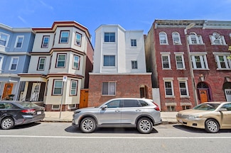 213 Chelsea St Unit 3, Boston, MA 02128