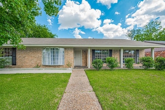 101 Wildrose St, Baytown, TX 77520