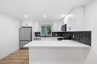 17000 Burbank Blvd Unit 201, Encino, CA 91316