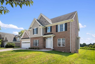 8139 River Course Dr, Radford, VA 24141