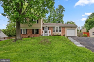 8815 Tuckerman Ln, Potomac, MD 20854