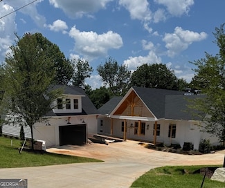 672 Tugaloo Heights Cir, Lavonia, GA 30553