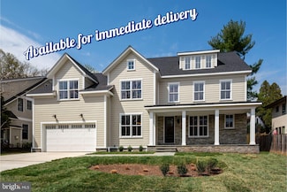 5528 Trent St, Chevy Chase, MD 20815
