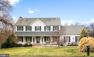 6086 Whippoorwill Dr, Warrenton, VA 20187