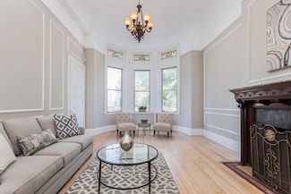 362 Commonwealth Ave Unit 1E, Boston, MA 02115