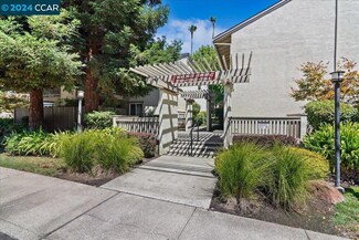 2560 Walnut Blvd Unit 22, Walnut Creek, CA 94596