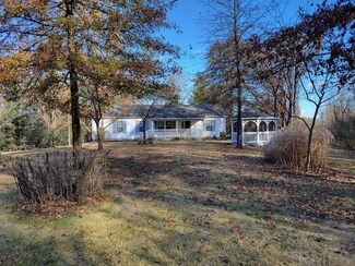 2848 E Taftown Rd, Princeton, IN 47670