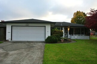 3245 Maple St, Longview, WA 98632