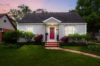229 N Marion Ave, Bartlett, IL 60103