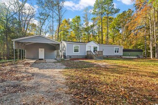 938 Cane Branch Rd, Loris, SC 29569