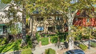 2711 I St, Sacramento, CA 95816