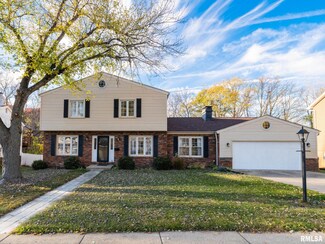 1923 W Teton Dr, Peoria, IL 61614