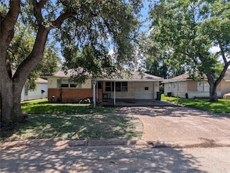 1317 Susan St, Pasadena, TX 77506