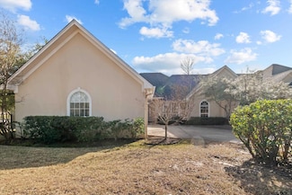 602 Ridge Creek Dr, Tyler, TX 75703