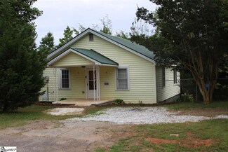 2472 Pumpkintown Hwy, Pickens, SC 29671