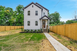 1739 14th Ave N, Nashville, TN 37208