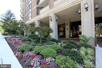 4620 N Park Ave, Chevy Chase, MD 20815