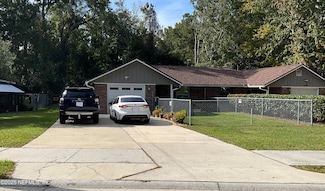 680 Plainfield Ave, Orange Park, FL 32073