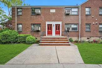16-1 160th St Unit 6-279, Whitestone, NY 11357
