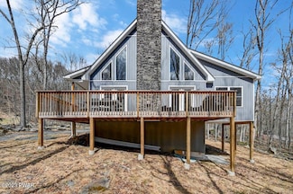 102 Redcoat Ct, Lackawaxen, PA 18435