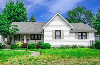 302 E Main St, Swayzee, IN 46986