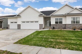 933 Commercial St, Lisbon, IA 52253