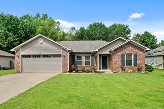 25 Magnolia Dr, Cabot, AR 72023