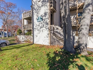 800 Bearses Way Unit 2SB, Hyannis, MA 02601
