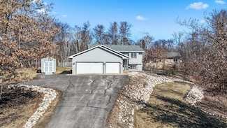 9208 Rabbit Dr, Pequot Lakes, MN 56472