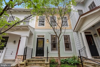 1322 N Danville St, Arlington, VA 22201