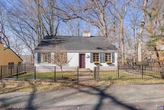 2709 Eton Rd, Charlottesville, VA 22903