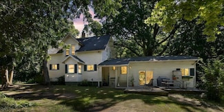 7681 Crocker Rd, Holton, MI 49425