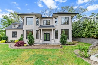 19 Boulder Rd, Newton, MA 02459