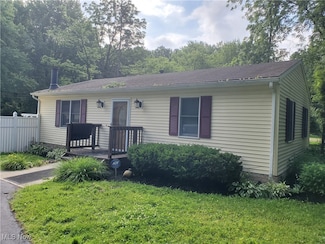 6611 Lear Nagle Rd, North Ridgeville, OH 44039