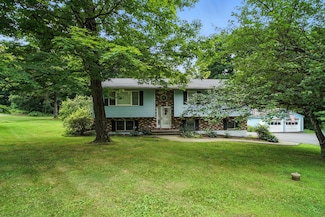 2217 State Route 300, Wallkill, NY 12589