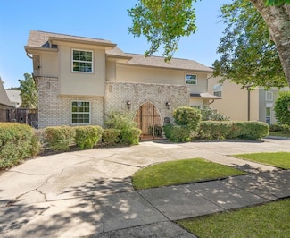 5117 Academy Dr, Metairie, LA 70003