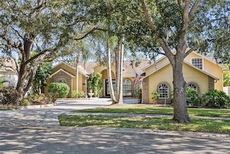 2513 Regal River Rd, Valrico, FL 33596