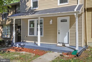 384 Shady Glen Dr, Capitol Heights, MD 20743