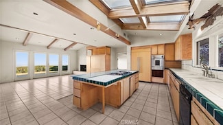 68 Rockinghorse Rd, Rancho Palos Verdes, CA 90275