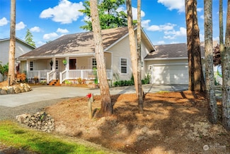 104 Eagleview Ln, Port Ludlow, WA 98365