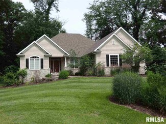 17 Chippiannock Trail, Rock Island, IL 61201
