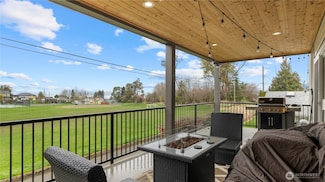 600 Hi Ab La Place NE Unit B, Tacoma, WA 98422