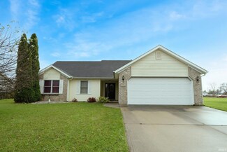 1382 S Sherman St, Columbia City, IN 46725